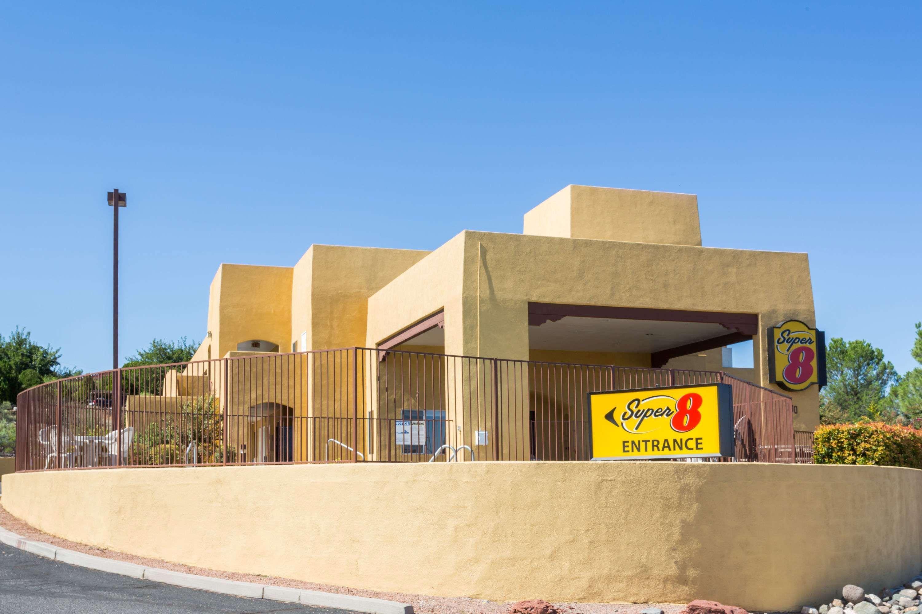 Super 8 By Wyndham Cottonwood Hotel Exterior foto