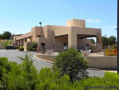 Super 8 By Wyndham Cottonwood Hotel Exterior foto